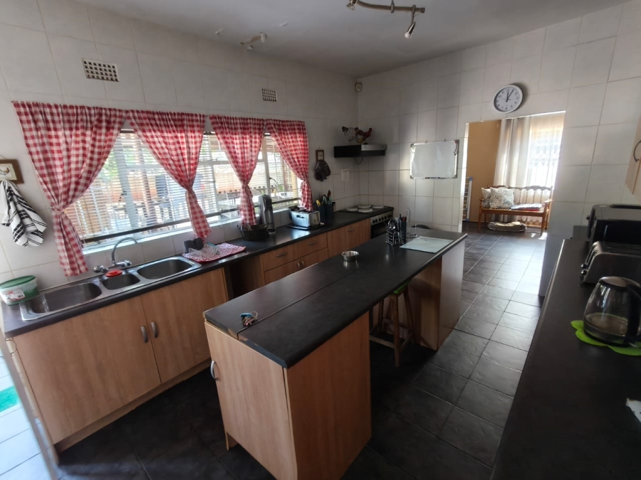 4 Bedroom Property for Sale in Protea Park North West